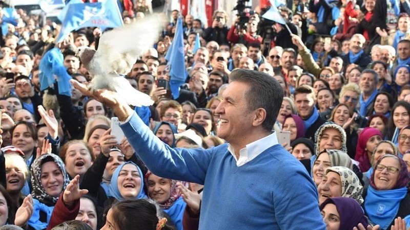 Экс-мэр стамбульского района от НРП Сарыгюл создаст новую партию