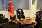 Глава Минобороны Турции: Анкара готова внести вклад в урегулирование украинского конфликта