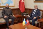 Глава Минобороны Турции провел в Анкаре переговоры с секретарем Совбеза Украины