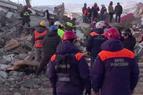 МЧС РФ планирует работать в зоне землетрясения в Турции 10 дней