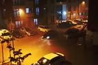В Стамбуле два человека погибли в результате наводнения, возникшего после ливня