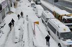 Стамбул парализован снегопадом: запрет для фур и курьеров, пробки до 80%