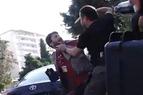 Опубликовано видео, на котором полицейский угрожал журналисту пистолетом