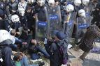 В Турции полиция третий день борется с массовыми протестами