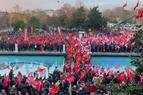Сотни жителей Стамбула провели митинг в поддержку приговоренного к тюрьме мэра