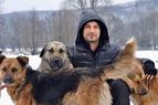 Турецкий певец Таркан призвал проявить заботу о бездомных животных