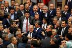 Правящая партия Турции провела в первом туре поправки в конституцию