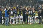 «Фенербахче» досрочно стал чемпионом Турции по футболу
