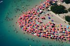 На турецких курортах наблюдается массовый наплыв туристов из-за 9-дневных каникул в Курбан-байрам