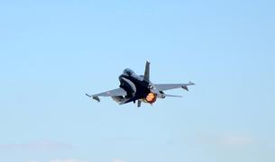 Военная делегация Турция вылетела в США на переговоры по F-16