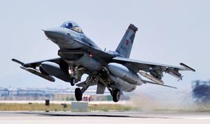 Турция верит, что США удовлетворят потребность Анкары в F-16