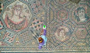 В турецком Изнике обнаружена древняя мозаика на фоне подготовлений к приезду Папы Римского