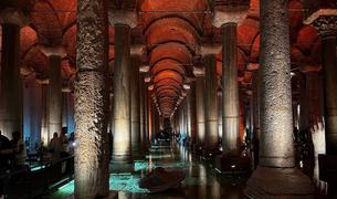 Под Стамбулом: скрытая сеть тоннелей, формировавшая город империй