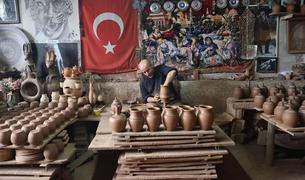 Семья в Каппадокии сохраняет гончарную традицию, уходящую в глубину веков