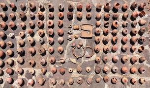 В храме Деметры в Турции обнаружена коллекция сосудов-гидрисков