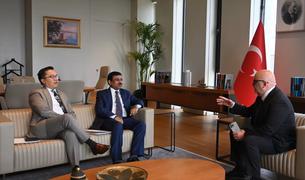 Турция и Индия обсудили сотрудничество в сфере кино на Стамбульском кинофестивале