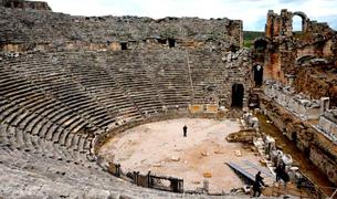 Турция выделила около 800 тыс. долларов на реставрацию древнего античного театра
