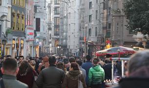 В Турции в июле в неоплачиваемый отпуск ушли около 200 тыс. рабочих