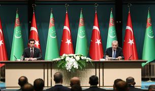 Глава Туркмении предложил Турции создать общий инвестфонд и логистический центр