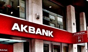 Стоимость проблемных кредитов Akbank выросла почти в три раза