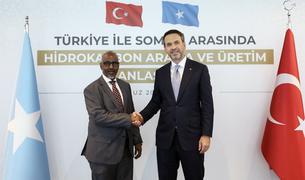 Глава Минэнерго: Турция в сентябре начнет разведку углеводородов около Сомали
