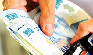 Власти Турции намерены поднять зарплаты госслужащих и увеличить ряд налогов