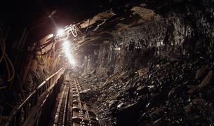 Три человека находятся под завалами в шахте на востоке Турции