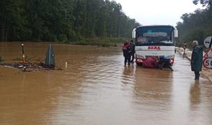 Шесть человек погибли при наводнении в турецкой провинции Кыркларели