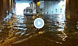Видео - Наводнение и град в Стамбуле