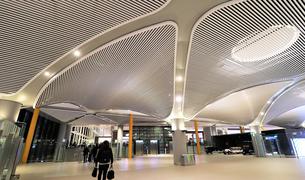 Аэропорт Стамбула принял 103,5 млн пассажиров за три года