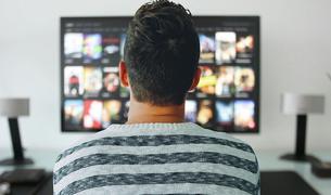Жители Турции в прошлом году смотрели телевизор более 4 часов в день