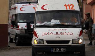Три сотрудника жандармерии погибли и 24 ранены при взрыве в Турции
