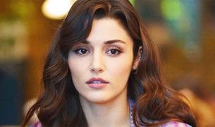 Звезда сериала “Постучись в мою дверь” Ханде Эрчел дала показания по делу о наркотиках