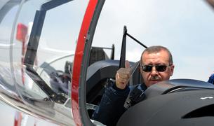 Турецкий учебный самолет «Хюркуш» совершил свой первый полет