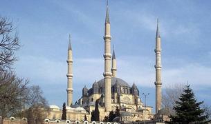 В Турции приостановлена спорная реставрация мечети Селимийе