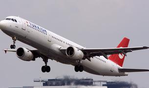Почти все утренние рейсы Turkish Airlines из Антальи в Россию вылетели