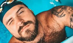 Родные пропавшего пловца Свечникова прибыли в Стамбул, чтобы связаться со свидетелем заплыва