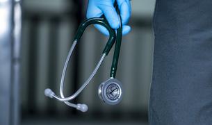 Кризис госбольниц в Турции: за 13 лет уволилось 21 тыс. врачей