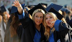 Турецкая молодежь уезжает из страны на фоне роста цен и неопределённых перспектив