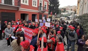 Турецкие учителя Итальянского лицея в Стамбуле объявили забастовку из-за разрыва в оплате труда