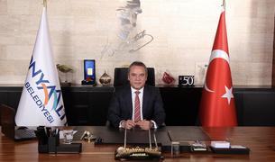 Прокуратура запросила до 44 лет тюрьмы для отстраненного мэра Антальи