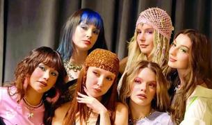 Поп-группа в Турции получила тюремные сроки из-за поведения на сцене