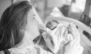 Турция закрепит акушерок за женщинами при первой беременности