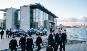В Стамбуле прошли задержания чиновников по коррупционному делу
