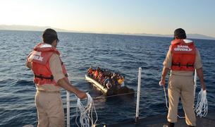 Власти Турции задержали 61 нелегального мигранта по пути в Грецию