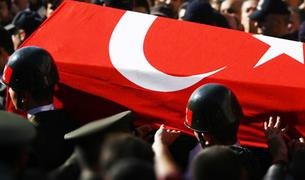 Минобороны: Два турецких солдата погибли при обстреле с территории Сирии