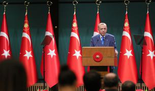 Эрдоган: Турция обязательно обретет "гражданскую конституцию"