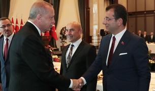 Опрос: Президент Эрдоган и мэр Имамоглу являются самыми популярными политикам в Турции