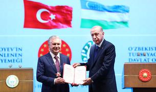 Турция и Узбекистан подписали 18 документов о сотрудничестве