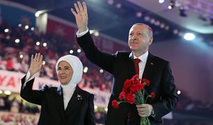 Эрдоган переизбран председателем правящей партии